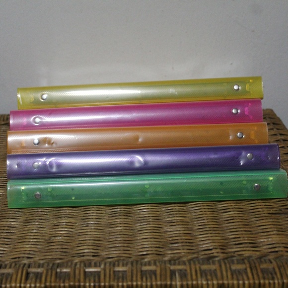 Multi-colored Plastic 3-ring binder Designed with two-pocket folders. Set of 5 - Picture 2 of 12